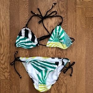AE Bikini